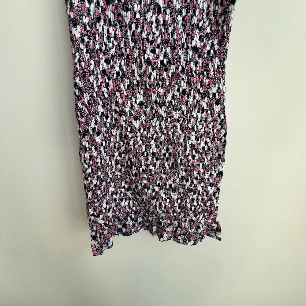 New Entro Smocked Bodycon Mini Dress Small Bow Sleeve Ditsy Print Feminine Pink